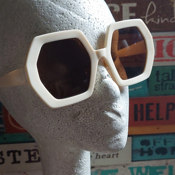 Vintage 60's Shades *Final Price* - Picture 9 of 11